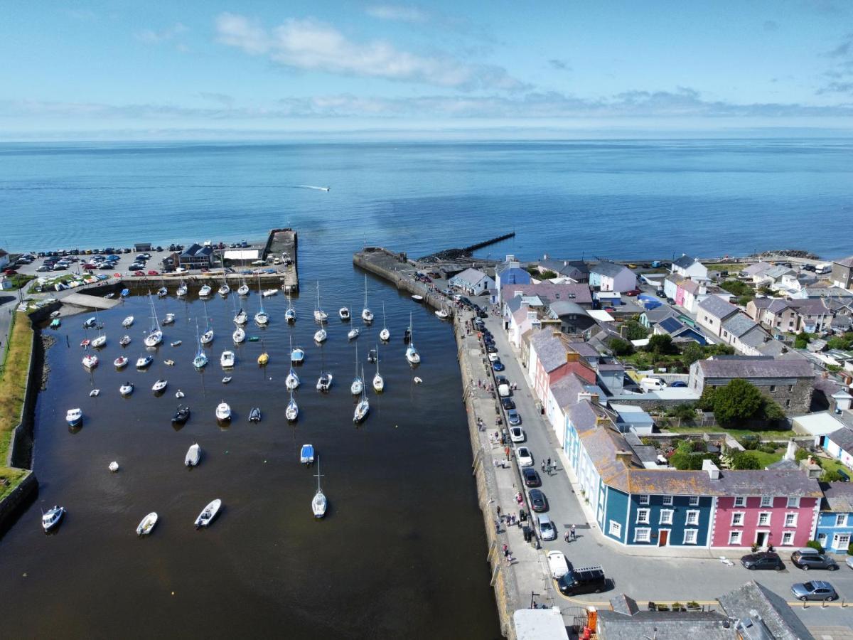 Hive Townhouse Hotell Aberaeron Exteriör bild
