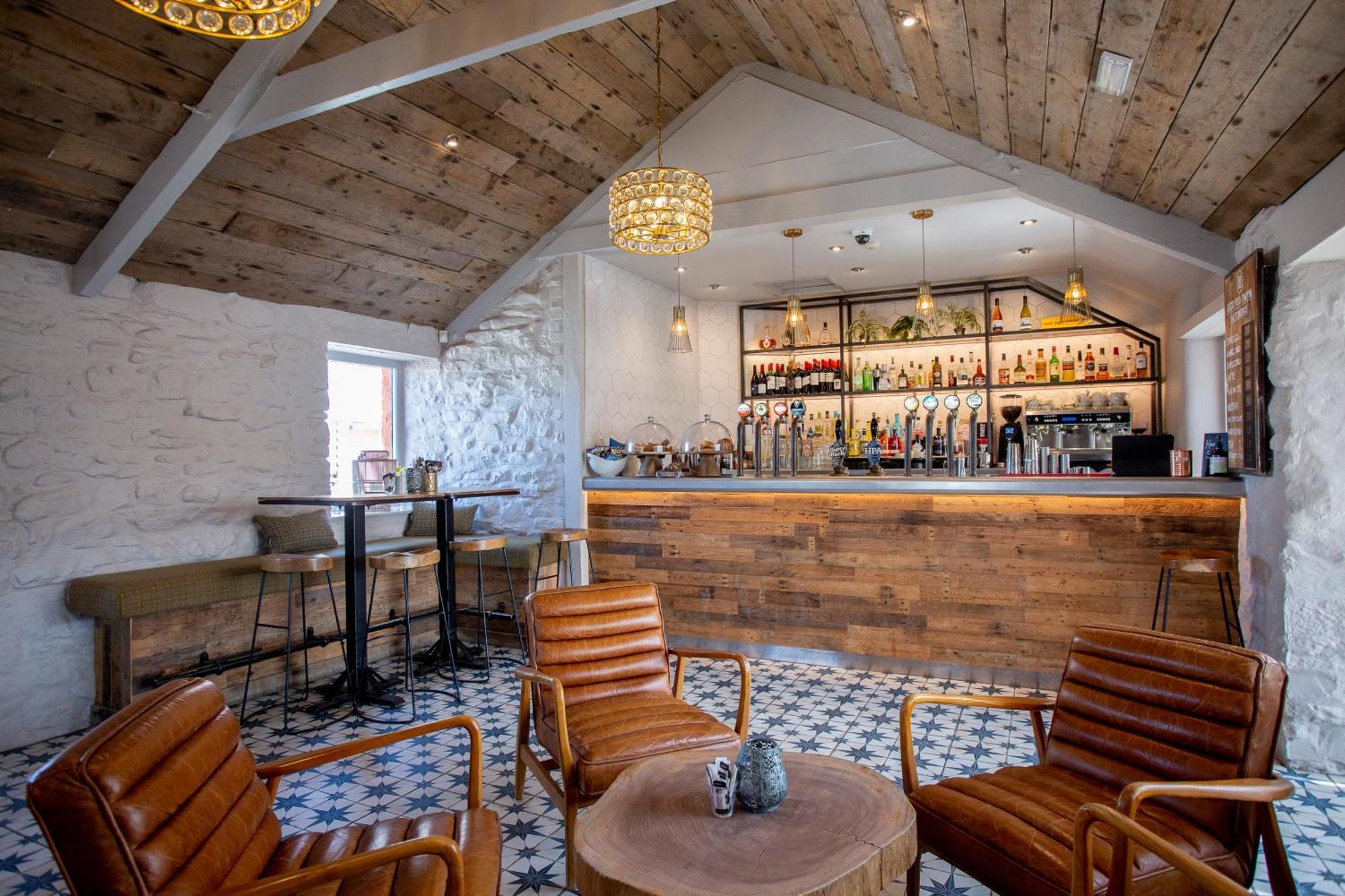Hive Townhouse Hotell Aberaeron Exteriör bild